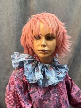 Vintage blue ruffle clown collar floral